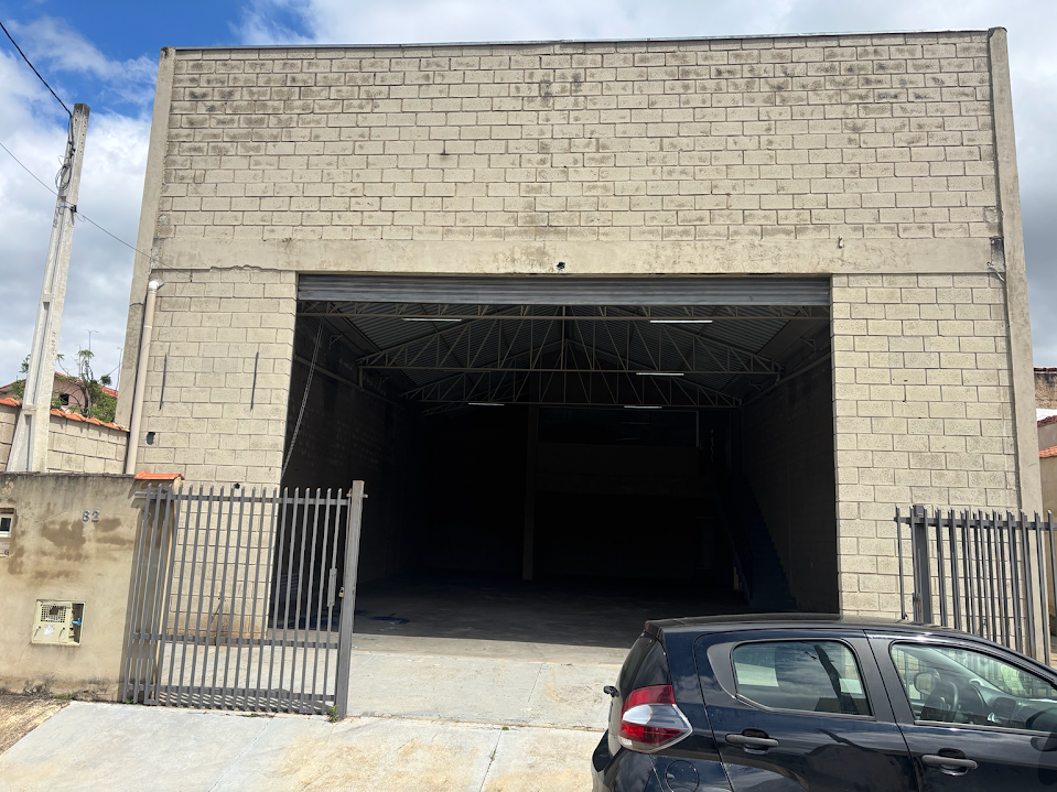 Fachada da Rico Container em Alambari